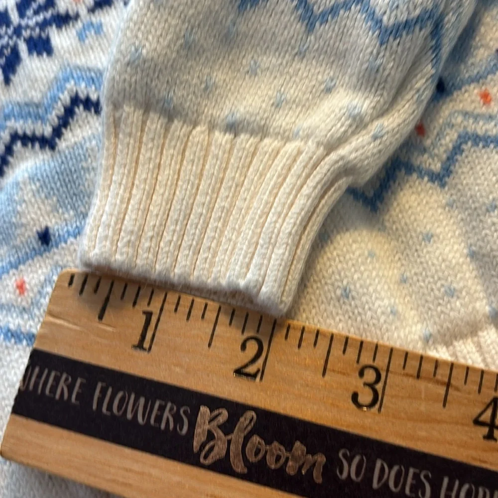 Gymboree intarsia snowflake